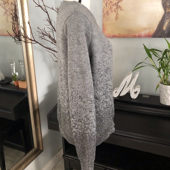 H&M Gray and Glitter knit sweater size M - Picture 5 of 8